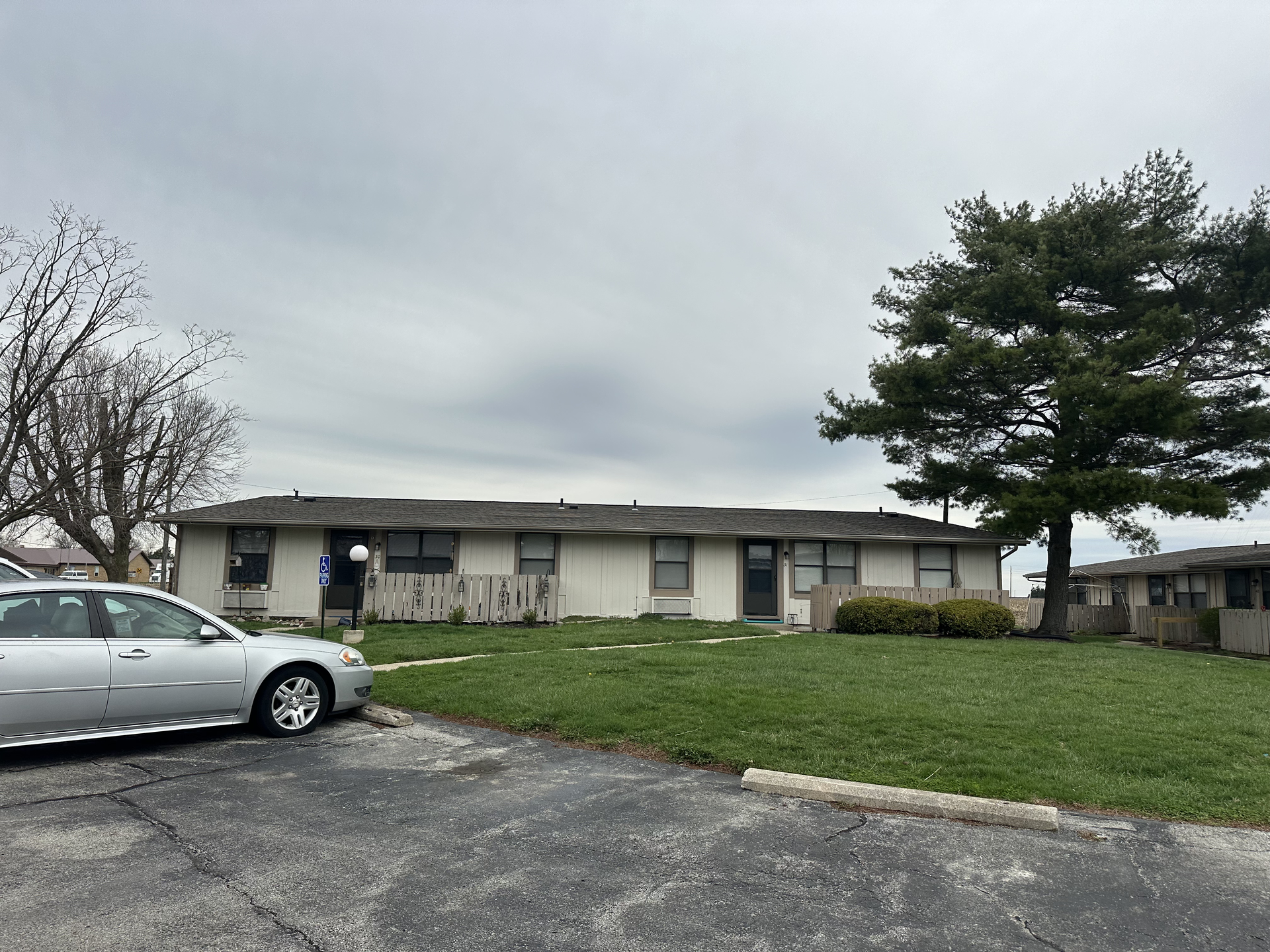 Hartwick Apartments - Thumbnail 2